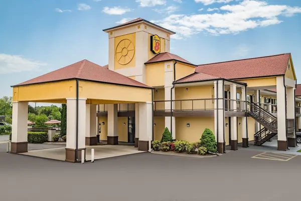 Photo 1 - Super 8 by Wyndham Columbia