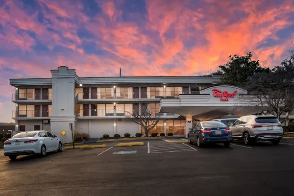 Photo 1 - Red Roof Inn Baltimore South - Glen Burnie