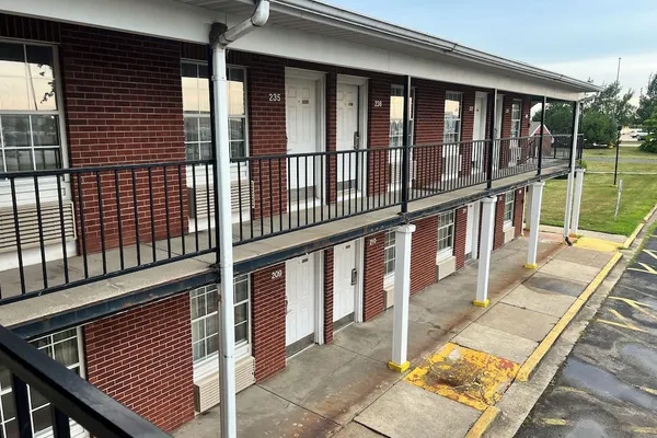 Photo 1 - Capital O First Heritage Inn Rantoul IL I 57