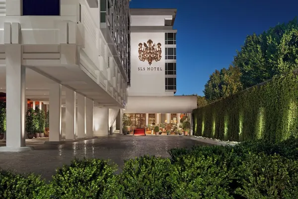 Photo 1 - SLS Hotel, a Luxury Collection Hotel, Beverly Hills