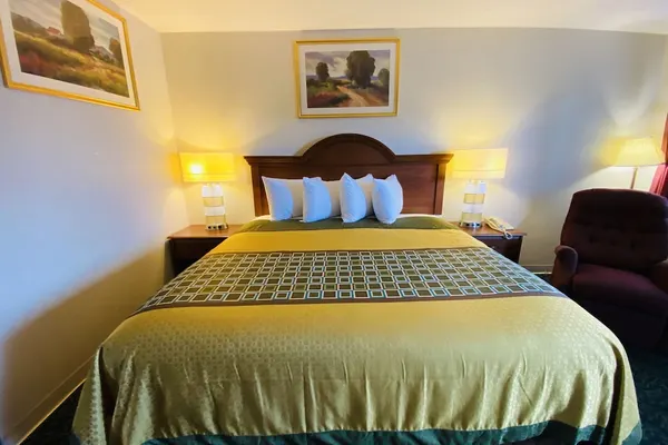 Photo 1 - Harrisonville Inn & Suites