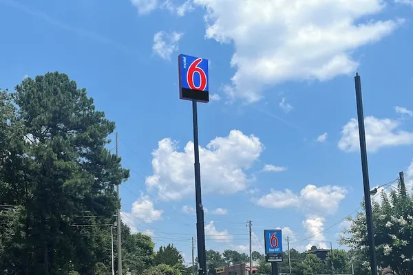 Photo 1 - Motel 6 Atlanta Smyrna / Ballpark
