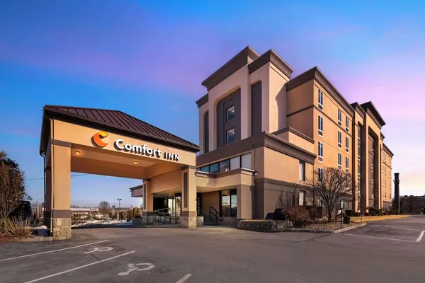 Photo 1 - Comfort Inn Airport