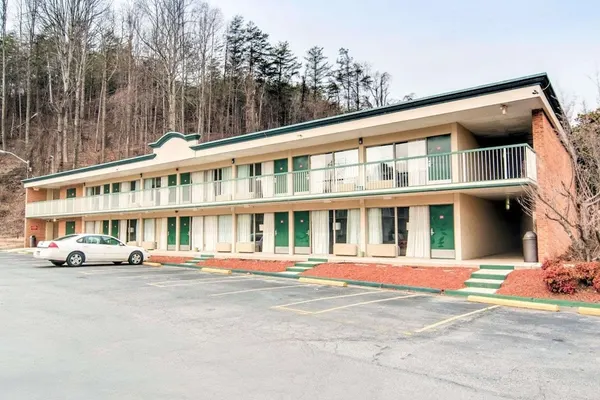 Photo 1 - Econo Lodge