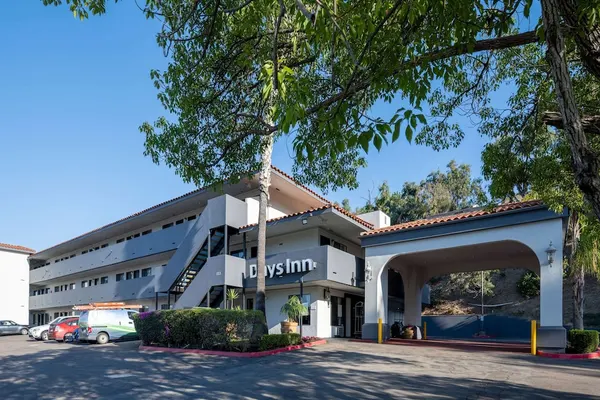 Photo 1 - Days Inn by Wyndham Encinitas Moonlight Beach