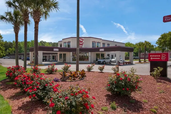Photo 1 - Red Roof Inn Dillon, SC