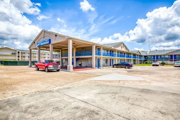 Photo 1 - OYO Hotel Baton Rouge East I-12 Louisiana