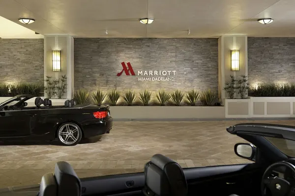 Photo 1 - Marriott Miami Dadeland