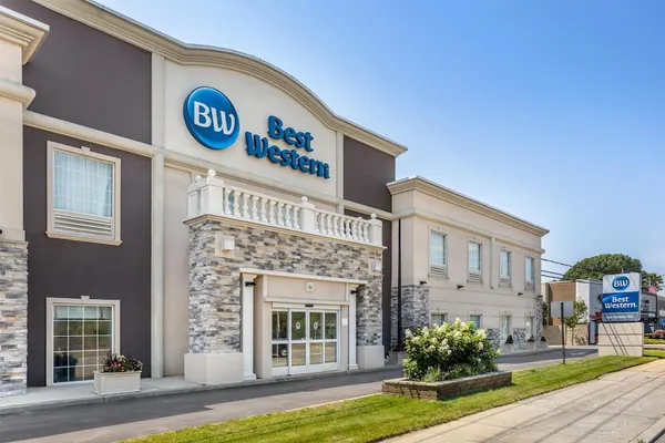 Photo 1 - Best Western Bar Harbour Inn
