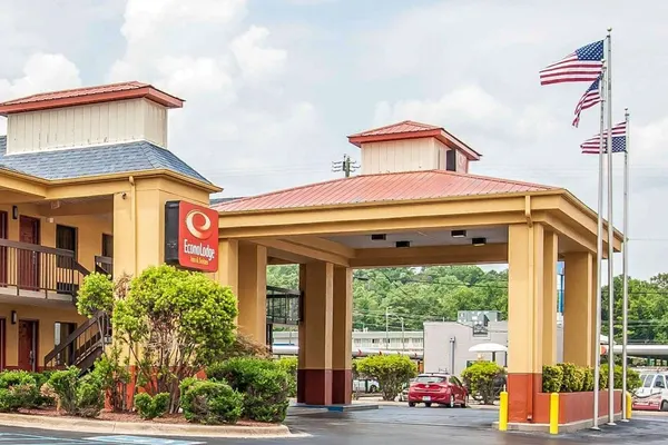 Photo 1 - Econo Lodge Inn & Suites I-20, exit 73