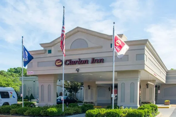 Photo 1 - Clarion Inn