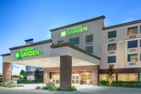 Photo 1 - Wyndham Garden Elk Grove Village/O'Hare