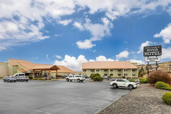 Photo 1 - Columbia River Hotel and Conference Center, an Ascend Collection Hotel