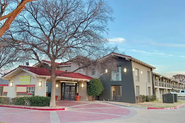 Photo 1 - La Quinta Inn by Wyndham Amarillo Mid-City