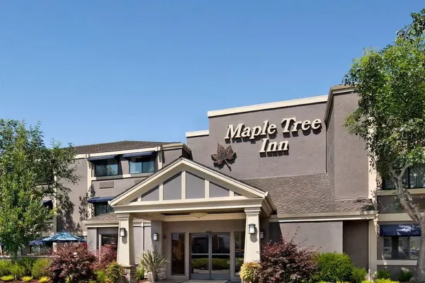 Photo 1 - Maple Tree Inn