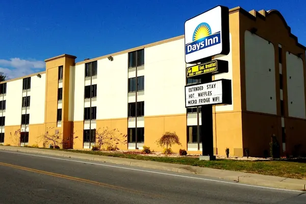 Photo 1 - Days Inn by Wyndham Hagerstown I-70