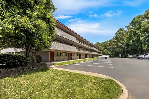 Photo 1 - Red Roof Inn Chapel Hill - UNC