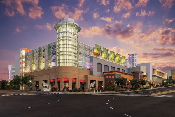 Photo 1 - Sheraton Baltimore North Hotel