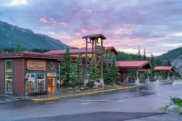 Photo 1 - Holland America Denali Lodge