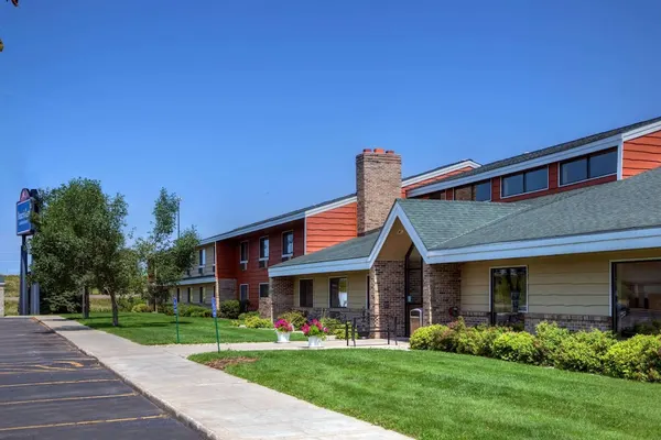 Photo 1 - AmericInn by Wyndham Worthington
