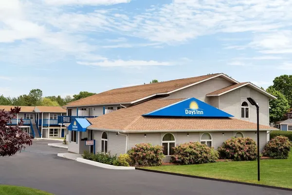 Photo 1 - Days Inn by Wyndham Middletown/Newport Area