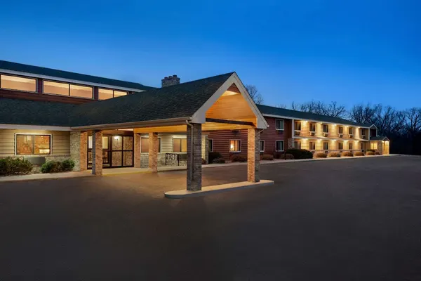 Photo 1 - AmericInn by Wyndham Detroit Lakes