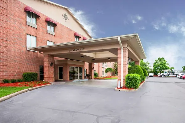 Photo 1 - Quality Inn & Suites Germantown North