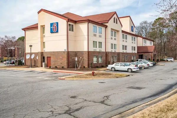 Photo 1 - Motel 6 Rocky Mount, NC