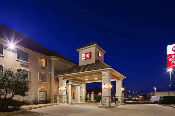 Photo 1 - Best Western Plus Southpark Inn & Suites