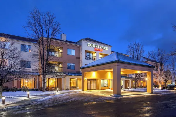 Photo 1 - Courtyard by Marriott Hartford Manchester