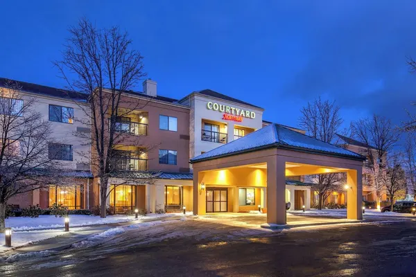 Photo 1 - Courtyard by Marriott Hartford Manchester