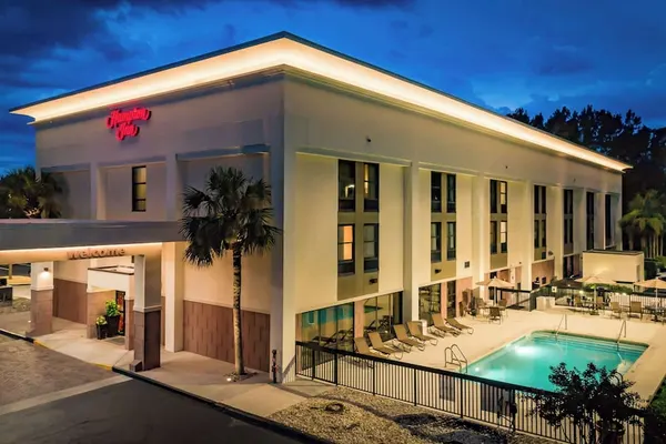 Photo 1 - Hampton Inn Mount Dora