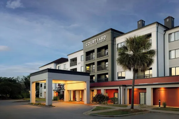 Photo 1 - Courtyard by Marriott North Charleston Airport/Coliseum