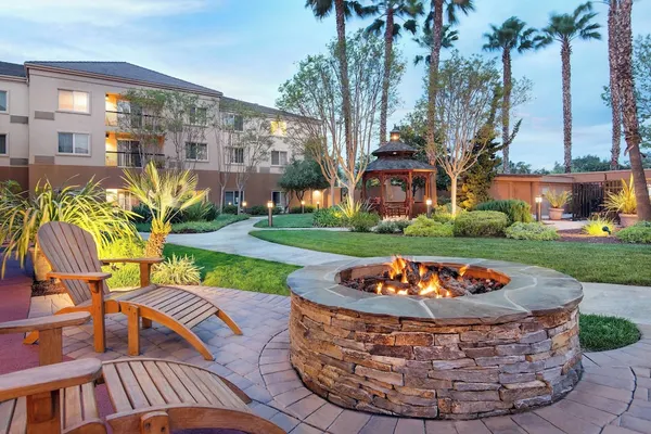 Photo 1 - Courtyard by Marriott Milpitas Silicon Valley