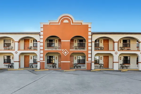 Photo 1 - Travelodge by Wyndham Hotel & Cottages St Augustine/Historic