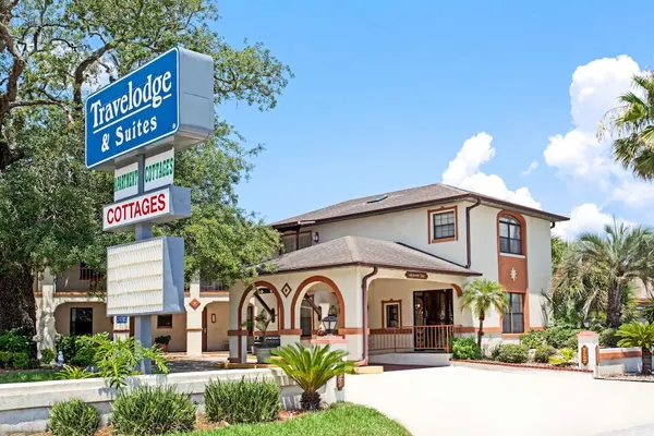 Photo 1 - Travelodge by Wyndham Suites St Augustine