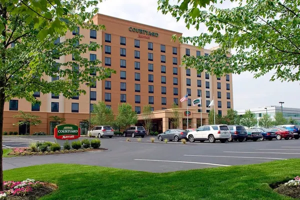 Photo 1 - Courtyard by Marriott Boston Billerica/Bedford