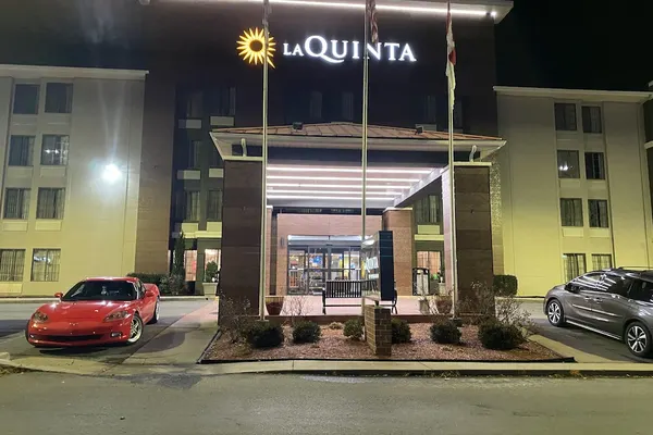 Photo 1 - La Quinta Inn & Suites Summersville / New River National Park