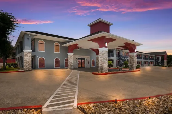 Photo 1 - Best Western Huntsville Inn & Suites