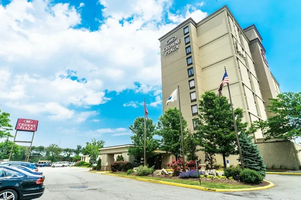 Photo 1 - Crowne Plaza Newark Airport, an IHG Hotel