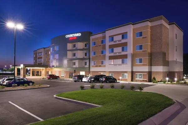 Photo 1 - Courtyard by Marriott St. Louis St. Peters