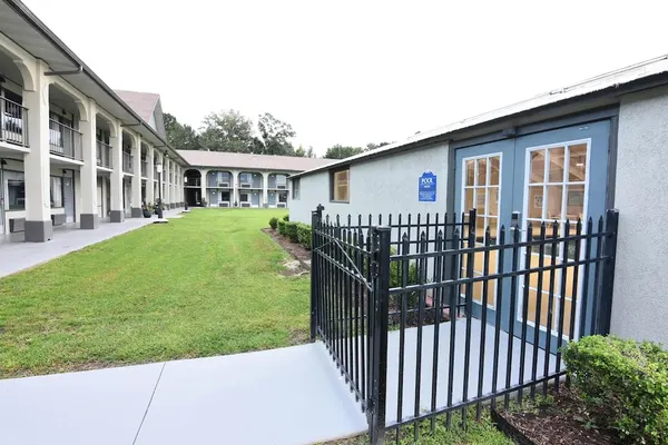 Photo 1 - Best Western Point South