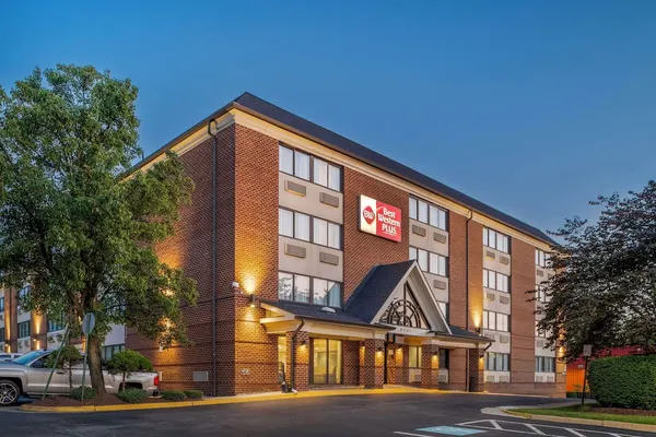 Photo 1 - Best Western Plus Alexandria / Fort Belvoir