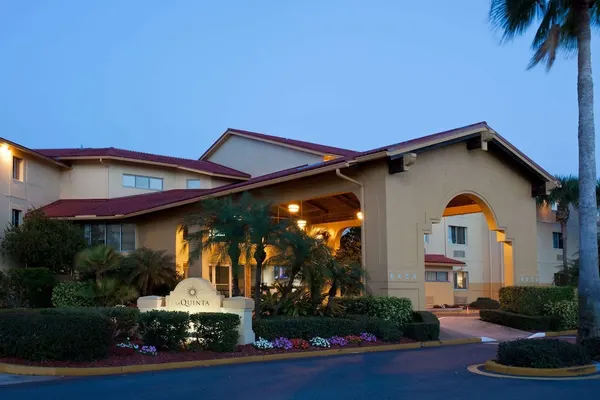 Photo 1 - La Quinta Inn & Suites by Wyndham St. Pete-Clearwater Airpt