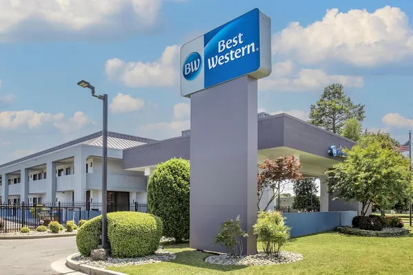 Photo 1 - Best Western Salisbury Plaza
