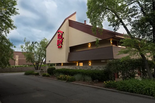 Photo 1 - Red Roof Inn Rockford East – Casino District