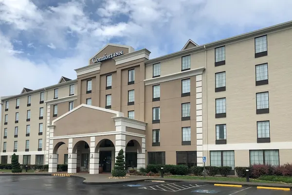 Photo 1 - Comfort Inn Oak Ridge - Knoxville