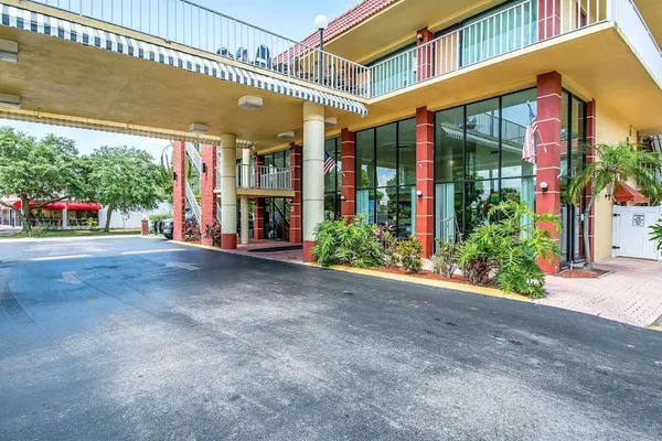 Photo 1 - Quality Inn & Suites at Tropicana Field