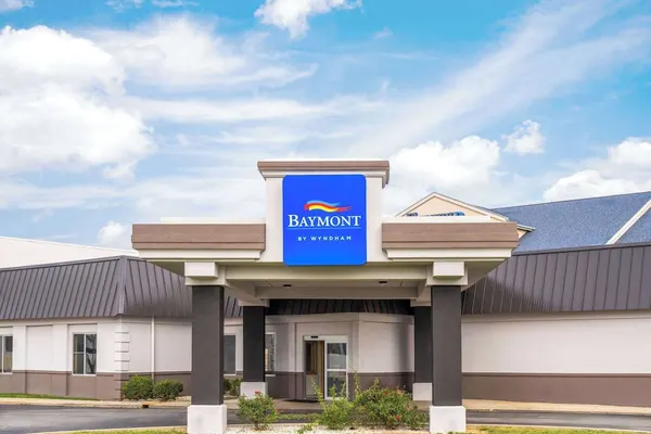 Photo 1 - Baymont by Wyndham Indianapolis East
