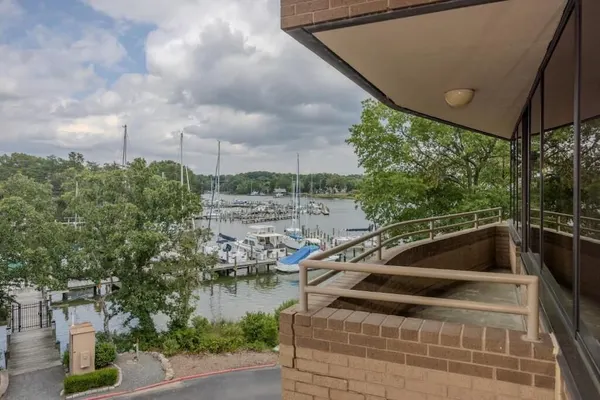 Photo 1 - Solomons Inn Resort & Marina